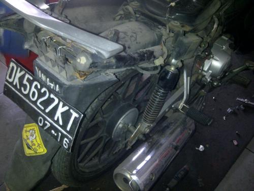 Genteng-20130205-00109